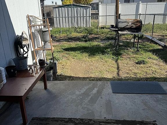 3rd image of 3233 N Hedgewood Dr #A