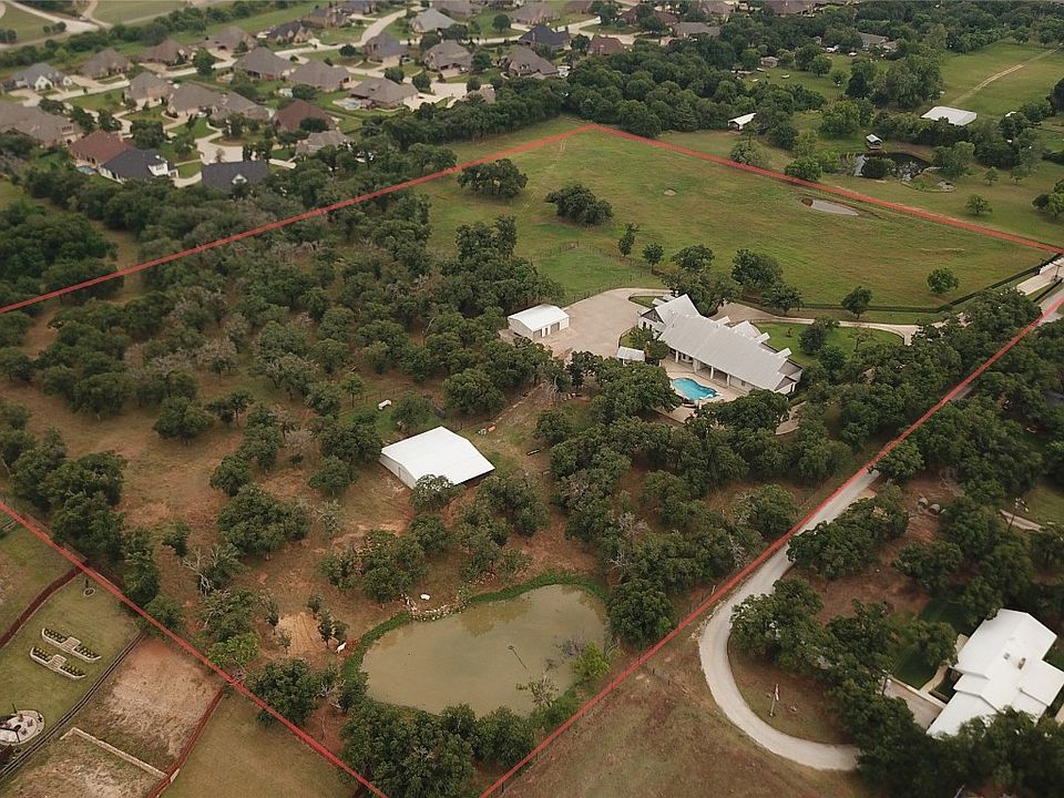 1st image of 1405 Cozby Ln