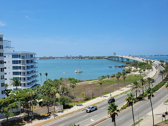 4th image of 11 Sunset Dr APT 704
