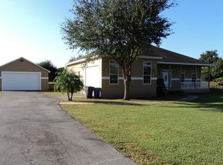 2809 Medulla Rd, Plant City, FL 33566