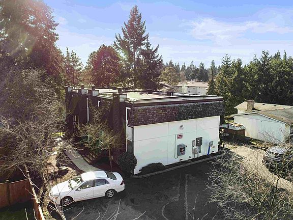 5th image of 19718 50th Ave W #3