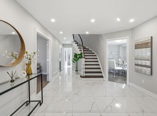4134 Murray Hill Cres, Mississauga, ON L5C 4H8