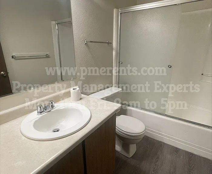 3904 N Plymouth Rd #3904 — Photo 6