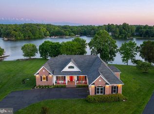 6504 Harbour Point Dr, Mineral, VA 23117