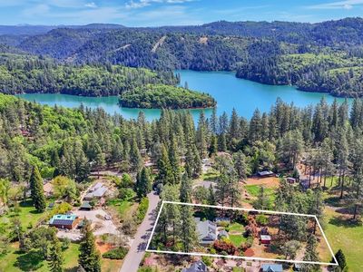 15411 Lakeview Dr, Grass Valley, CA, 95945