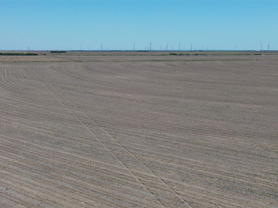 1st image of 168 Acres Cres #207