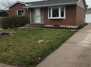 1249 Galloway Ave, Lincoln, NE 68512