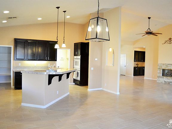 5th image of 45535 Whistler Ct