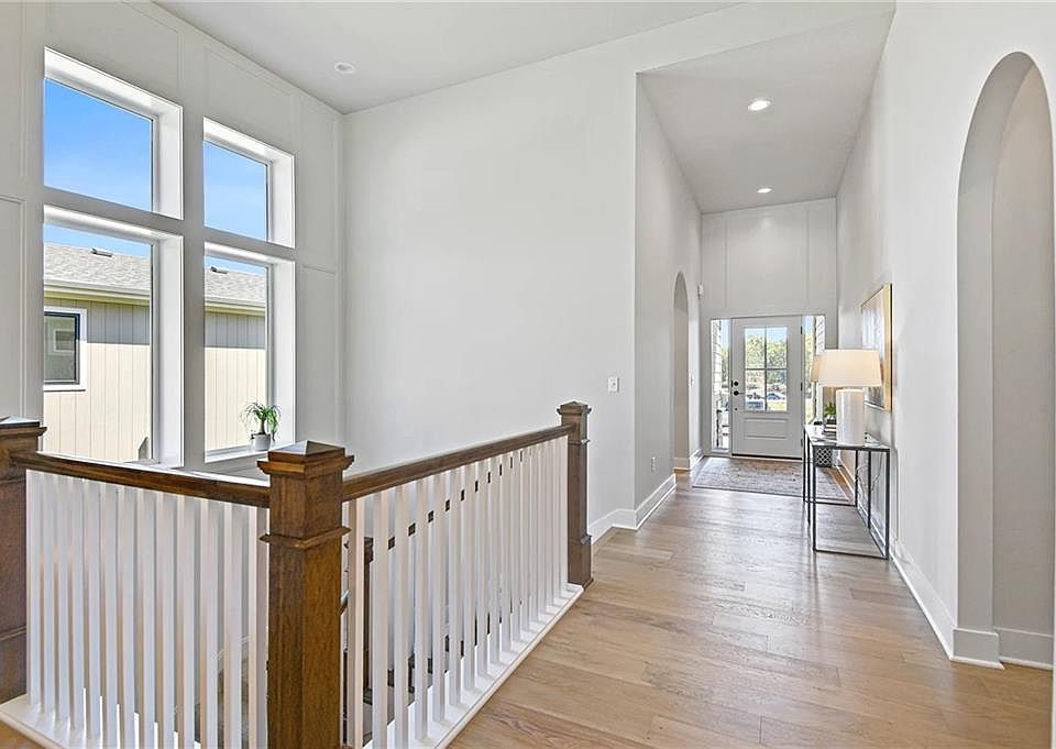 22476 W 90th Ter, Lenexa, KS 66220 | Zillow