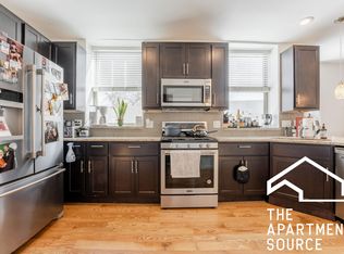 1808 W Grand Ave #2, Chicago, IL 60622