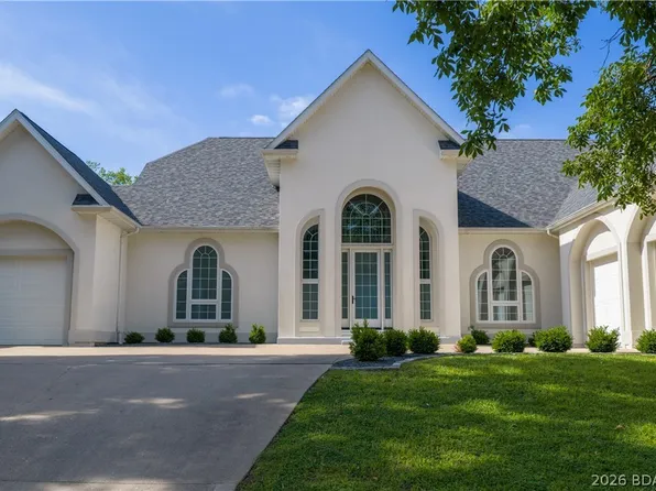 288 Cedar Crest Dr, Lake Ozark, MO 65049
