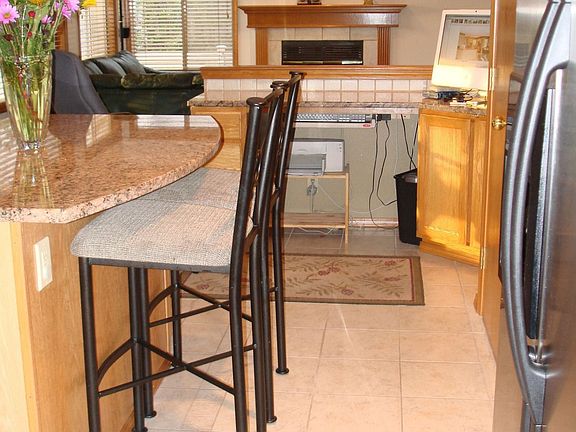 elegant slab granite 