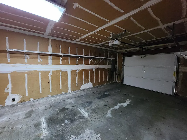 371 Melissa St — Photo 27