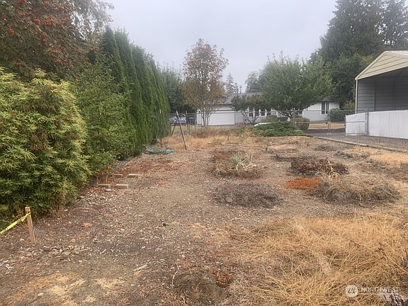 5th image of 7110 46th Ave E