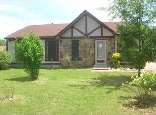 2808 Van Leer Dr, Memphis, TN 38133