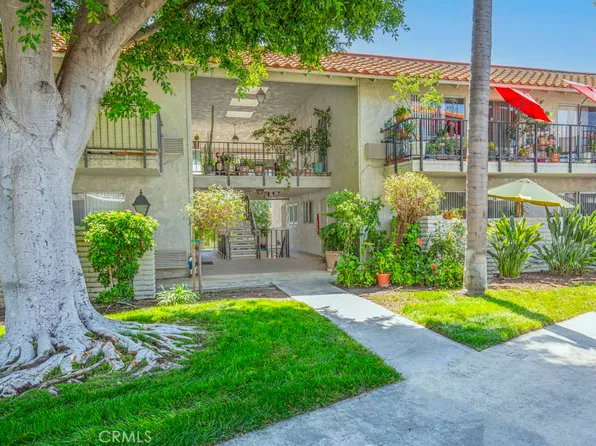 2266 Via Puerta Unit O, Laguna Woods, CA 92637