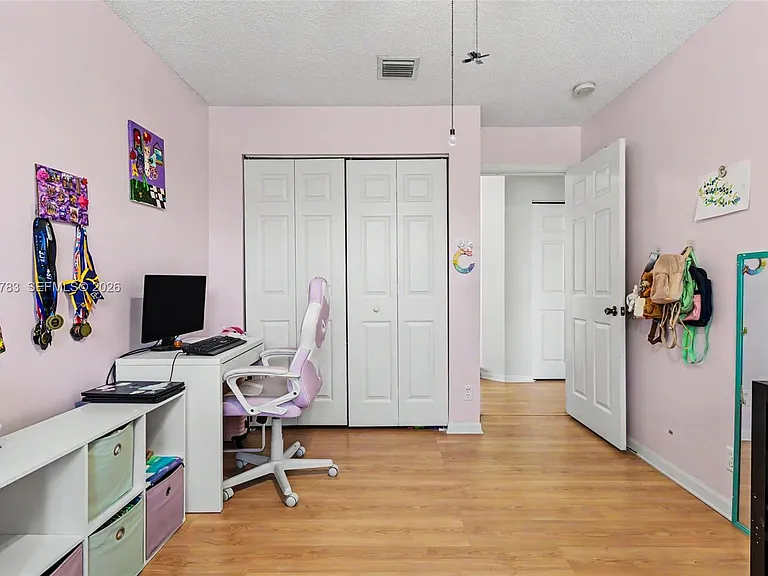 17367 SW 20th Ct — Photo 22