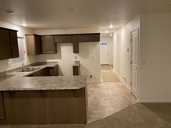 4th image of 141 & 143 E Rio Vista Ave #141