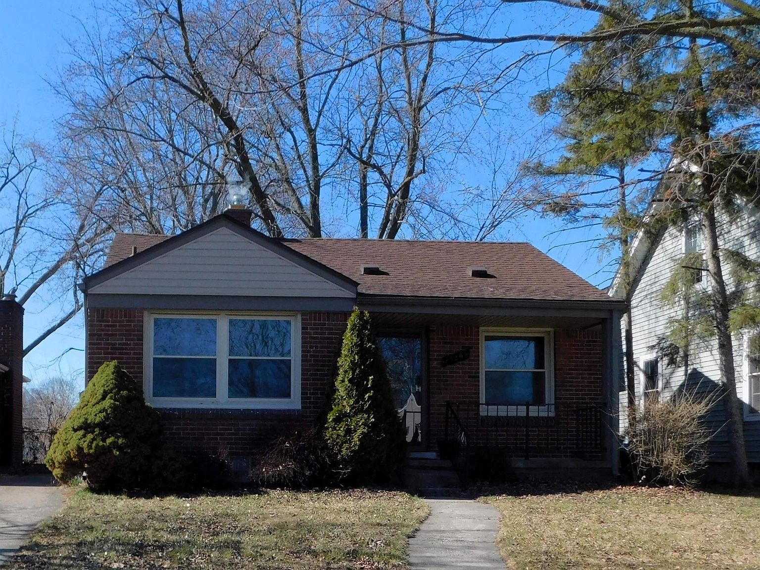 23209 Hayes Rd, Eastpointe, MI 48021 Zillow