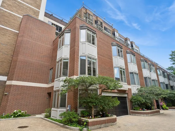 1740 N Clark St APT 1730, Chicago, IL 60614