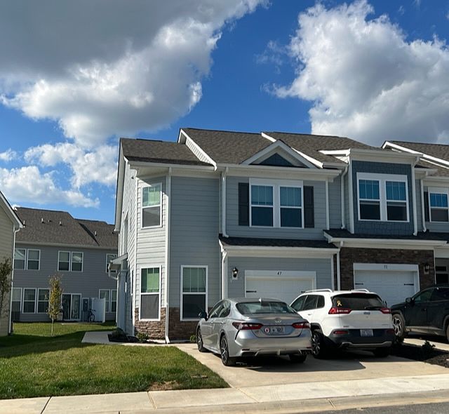 Welcome to 47 Cedar Hill!