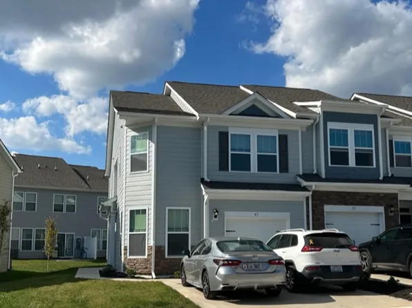 47 Cedar Hill Rd, Hendersonville, NC 28792