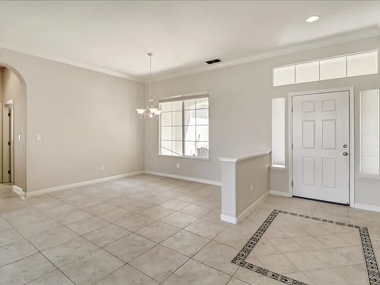 507 Arlington Dr — Photo 11