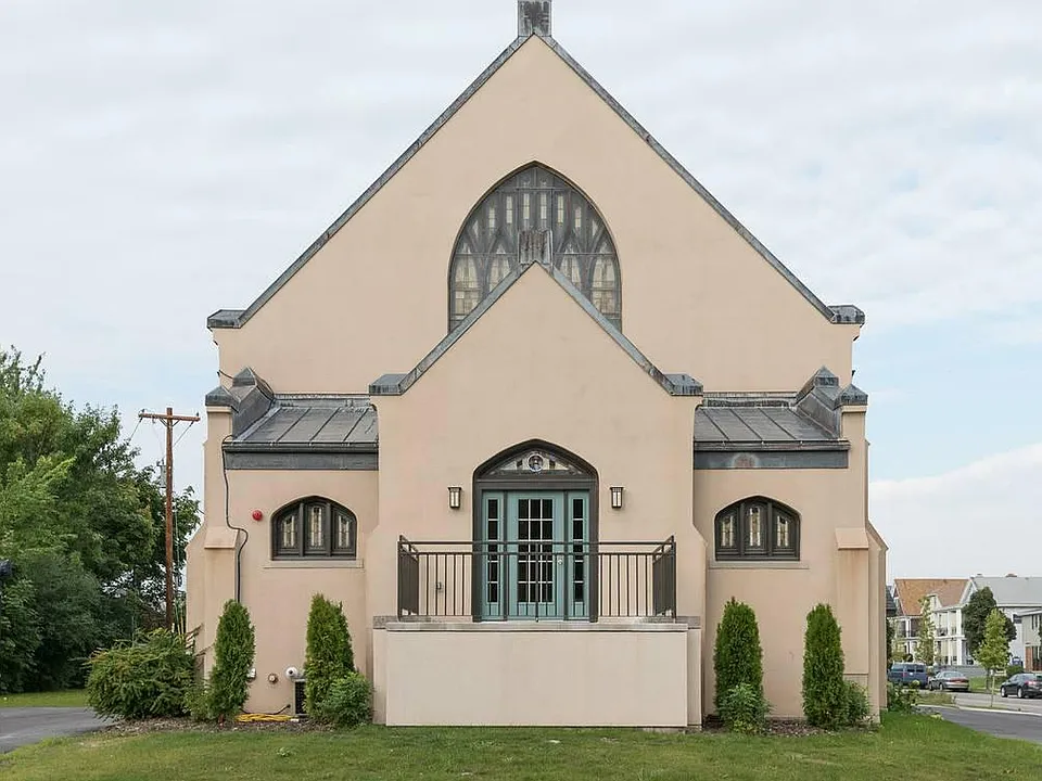 Building Photo