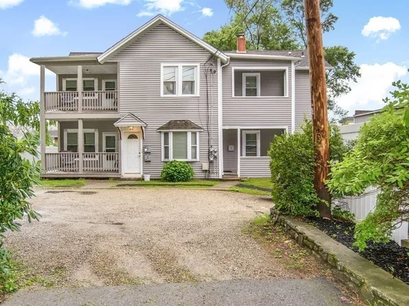 30 Park St, Southbridge, MA 01550