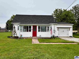 656 E Central St, Rosedale, IN 47874