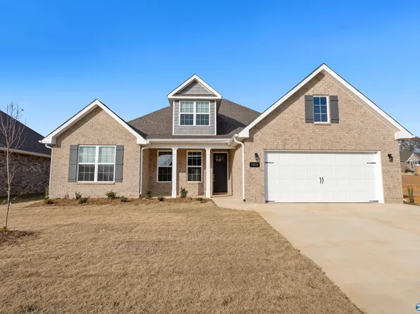 1909 Rae Ct, Hartselle, AL 35640