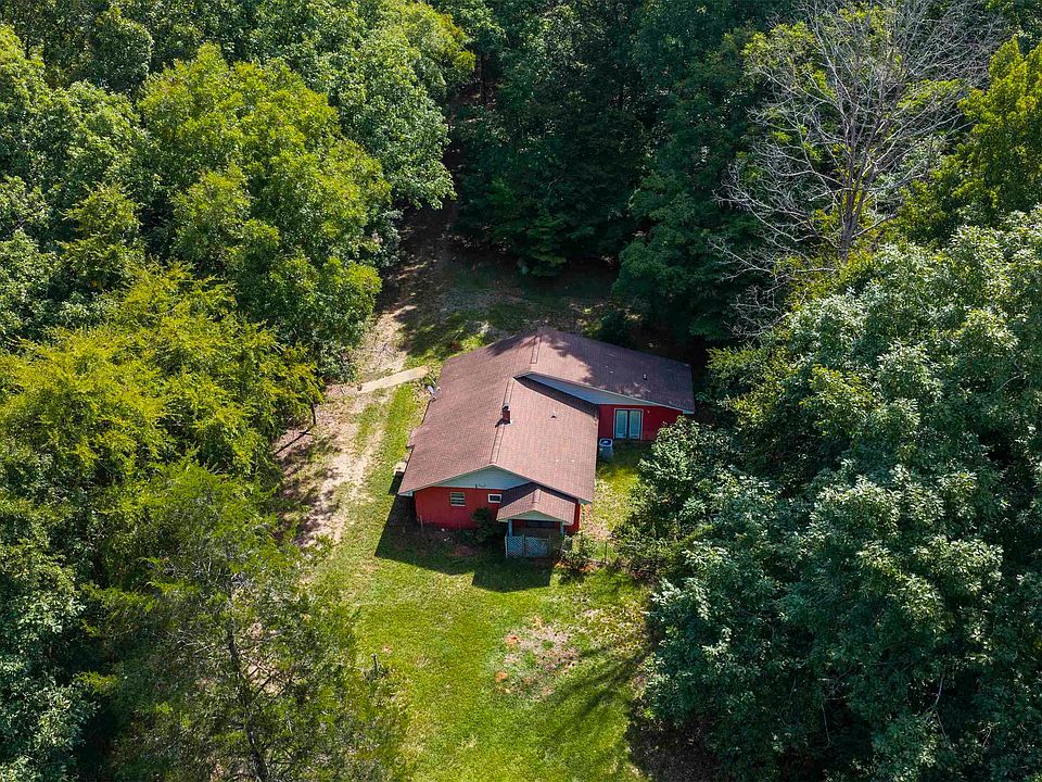 1st image of 467 Collum Landing Rd