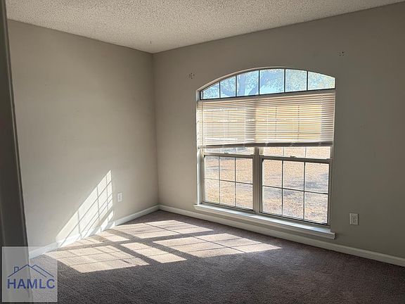 4th image of 101 Wayfair Ln