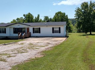 172 White Cloud Dr, Galena, MO 65656