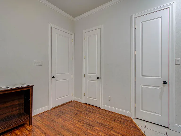 10205 Brooktree Dr — Photo 21