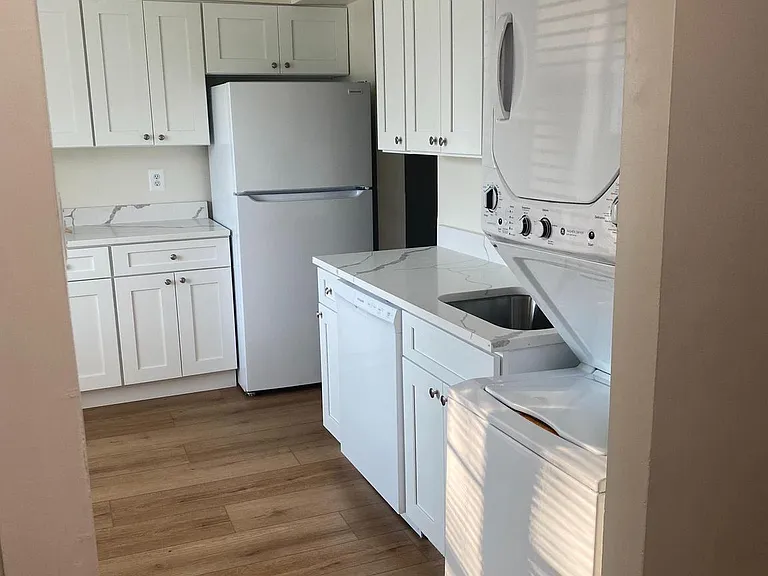 10175 Irongate Way — Photo 14