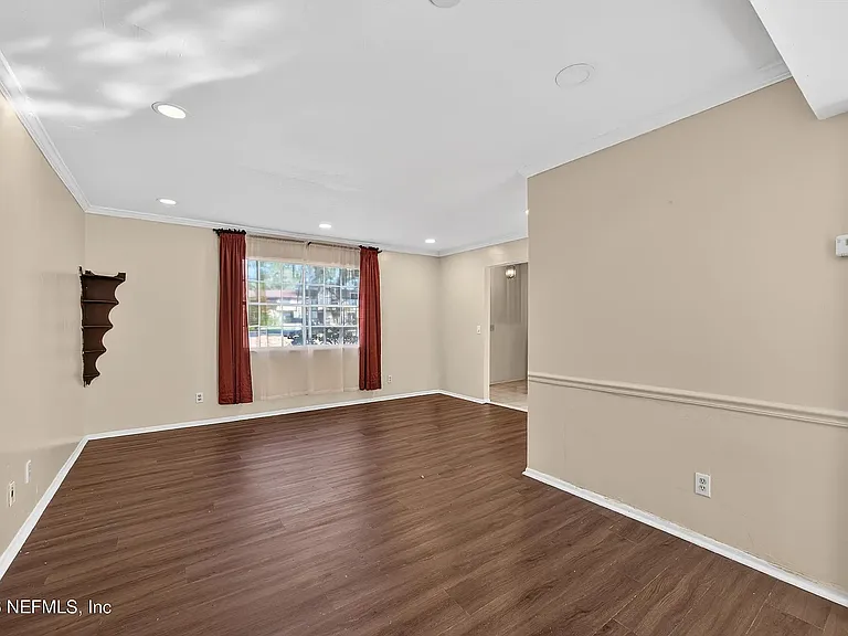 4822 Windrush Ln — Photo 4