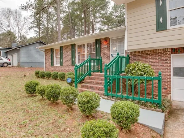7445 Dartmouth Ct, Riverdale, GA 30274