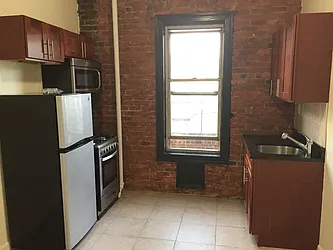 Rented by Nolita Group