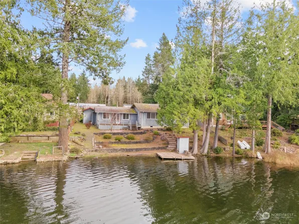 721 E Trails End Drive, Belfair, WA 98528