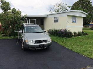 4186 74th St N, West Palm Beach, FL 33404