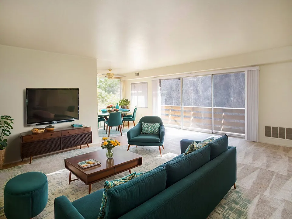Green Acres Apartments