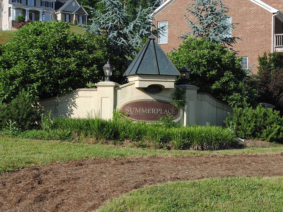 5942 Paddington Ct Roanoke VA Zillow