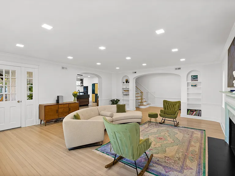 4400 Q St NW — Photo 7