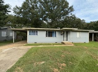 3030 Oak Forest Dr, Jackson, MS 39212