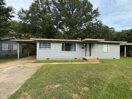 3030 Oak Forest Dr Photo 1