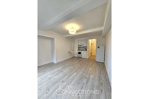 Sold by City Connections Realty | media 3