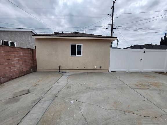 2nd image of 13420 S Harvest Ave