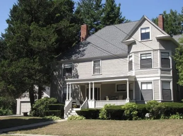 4 Berkeley St #2, Nashua, NH 03064