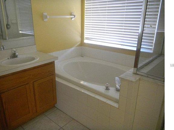 4th image of 12816 Retoria Cir